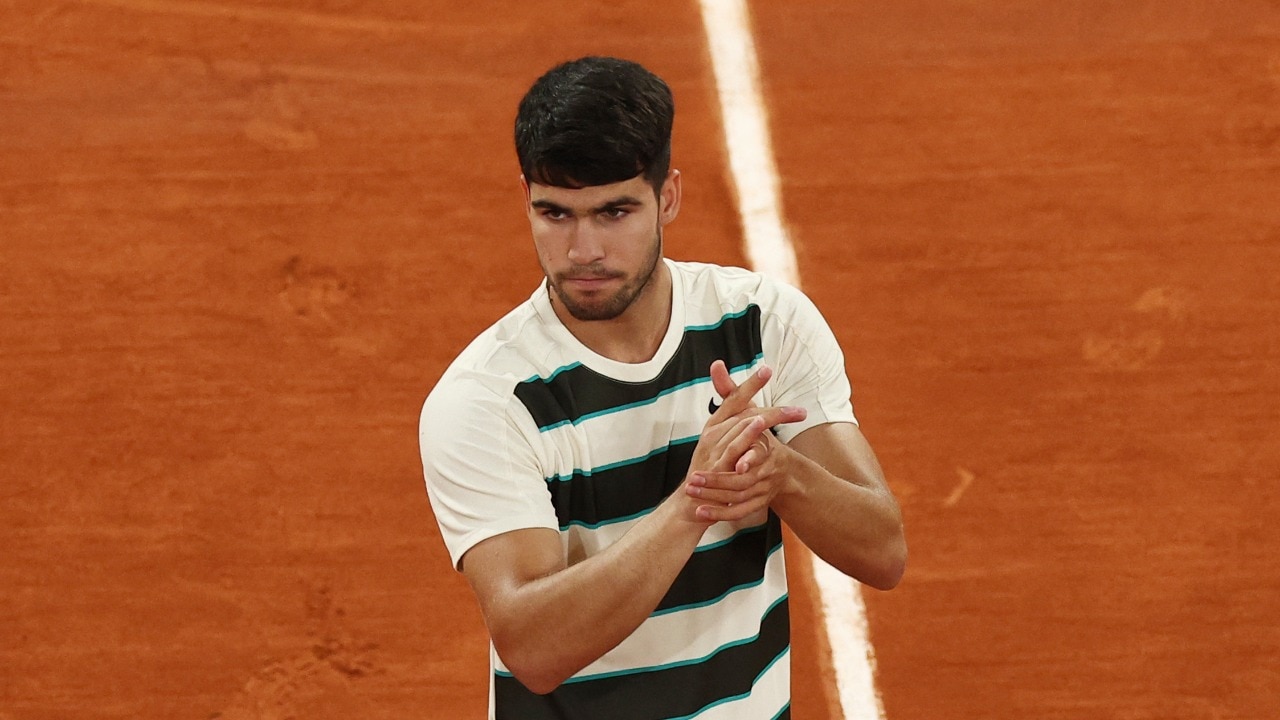 Semi-finals Live Updates: Alcaraz into final, Djokovic vs Sinner up next