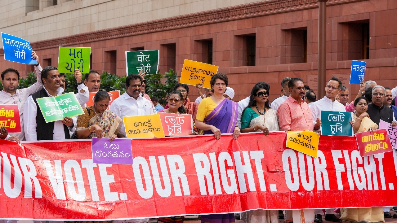 Parliament Monsoon Session Live: INDIA bloc MPs to march to Election Commission over 'vote theft'