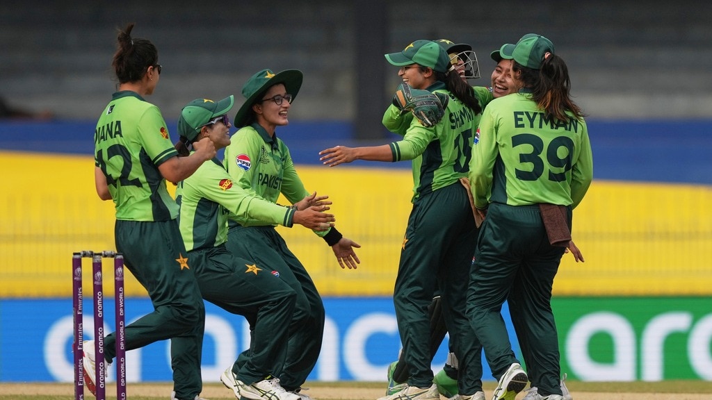 AUS vs PAK Live Score, Women's World Cup: Pakistan rattle Australia as Sandhu runs riot in Colombo