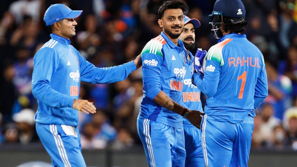3rd ODI LIVE: Axar, Kuldeep stifle hosts with disciplined bowling