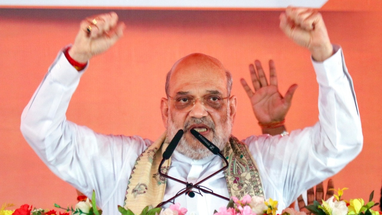 Live: Amit Shah, Rahul Gandhi to hold rallies on last day of campaigning