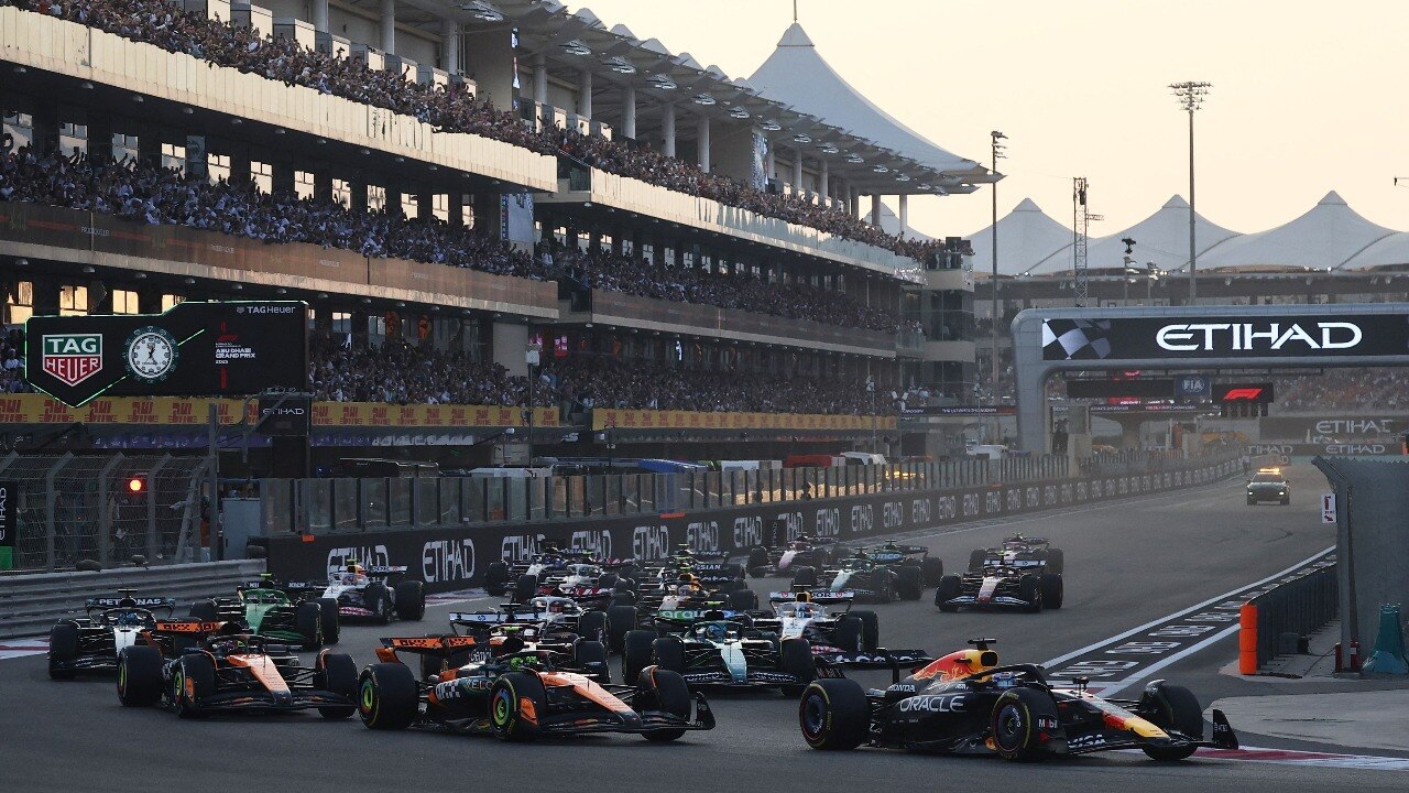 F1 Abu Dhabi GP Live Updates: Max Verstappen at 2nd, Oscar Piastri holds steady lead