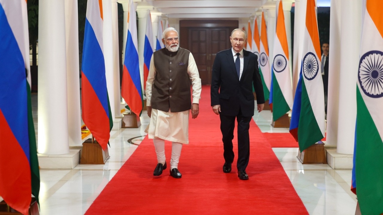 プーチン大統領のインド訪問ライブ：首相がプーチン大統領をロク・カリヤン・マーグの7番地で夕食会に招待