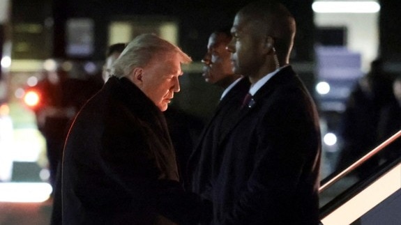 Davos 2026 Live: Trump heading to Davos amid Greenland standoff after glitch on Air Force One