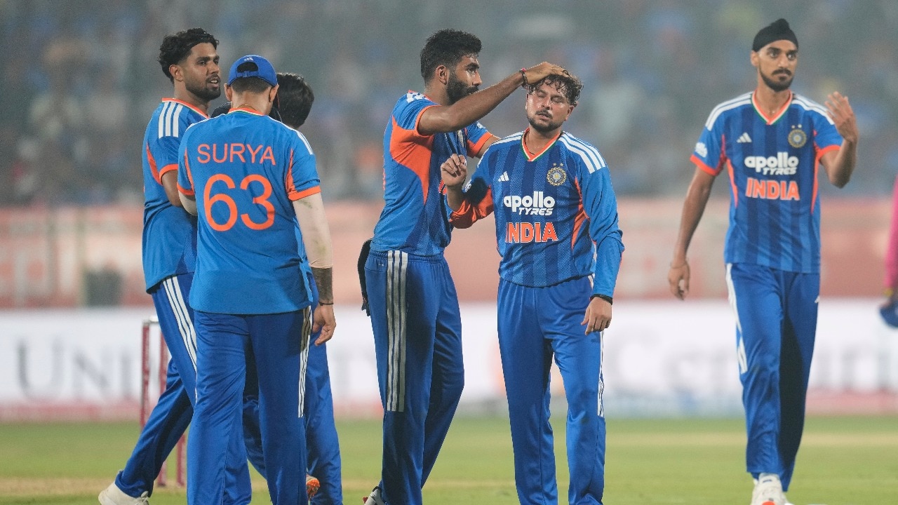 India vs New Zealand Live Score: Tim Seifert fireworks power New Zealand to 215 for 7