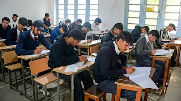 Live: Girls outshine boys with 94.98% in Class 8 Live: Girls outshine boys with 94.98% in Class 8