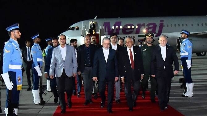 Trump Halts Iran Peace Talks Amidst Renewed Tensions: A Diplomatic Deadlock?