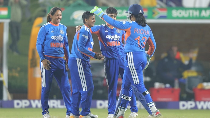South Africa vs India, 5th Women's T20I Live Score and Updates