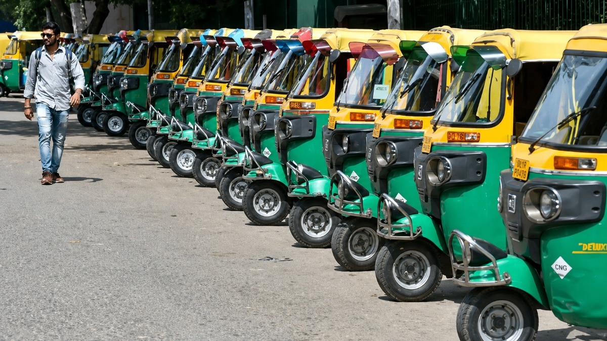 Live: Delhi-NCR auto taxi strike begins, over 60 unions protest cess hike