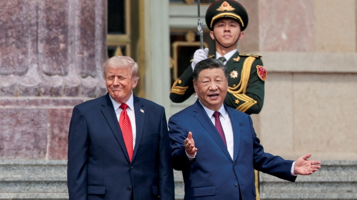 US President Donald Trump and his Chinese counterpart Xi Jinping visit the Temple of Heaven in Beijing. (Image: Reuters)