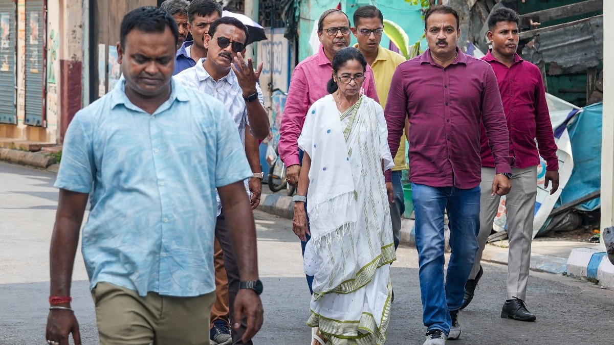 Live: TMC adopts wait-and-watch stance as expelled MLAs meet other party legislators