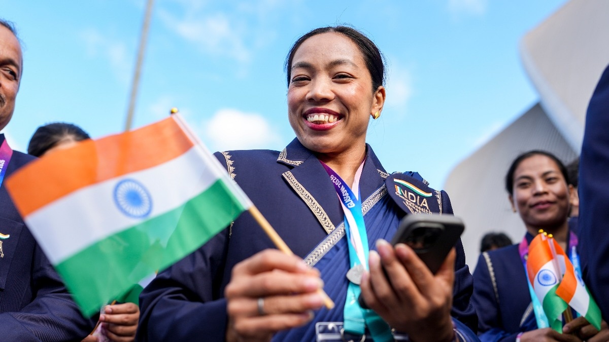 CWG Live: Mirabai Chanu sets multiple records for snatch, Rishikanta wins silver