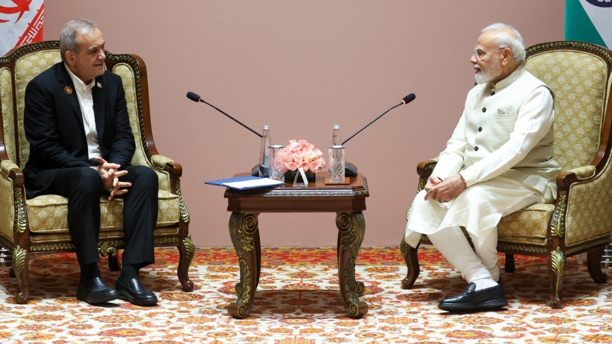PM Modi meets Iran President