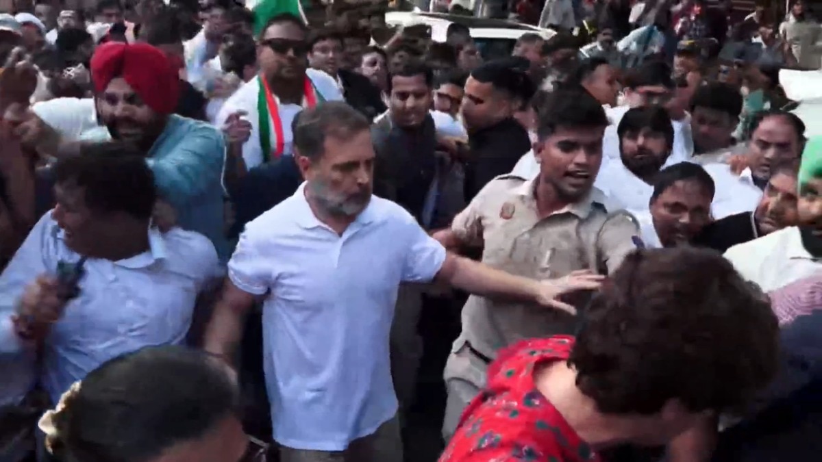 Live: Rahul Gandhi's plea filed, Opposition protests against Gyanesh Kumar