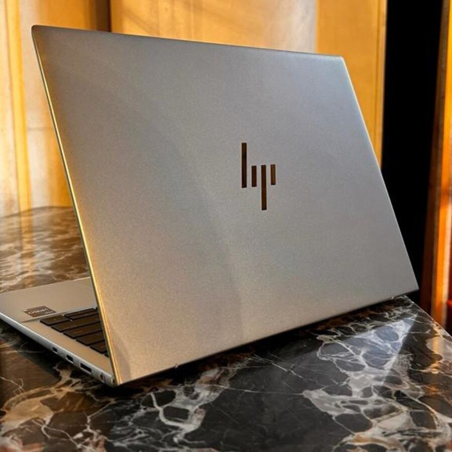HP Dragonfly G4 with 13th-Gen Intel CPU and advanced
