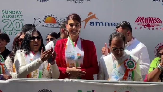 Watch video: Jacqueline Fernandez participates in India Day Parade in New York - India Today