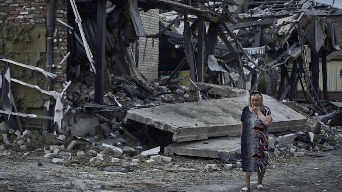 Newborn baby among 7 killed in Russian shelling in Ukraine's Kherson -  India Today