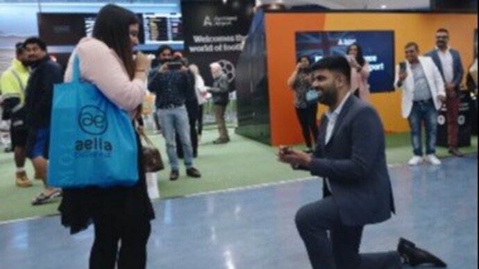 Man pulls off Bollywood-style proposal at Auckland airport. (Image courtesy: Instagram)