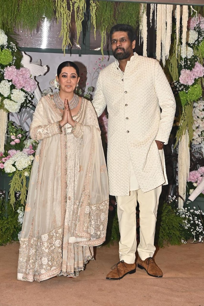 एका लखानी, रवि भागचंदका एका लखानी, रवि भागचंदका