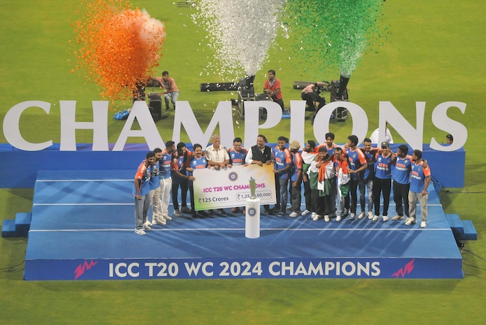 india_parade_1.jpg india_parade_1.jpg