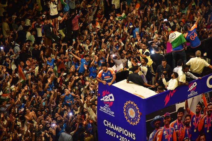 india_parade_2.jpg india_parade_2.jpg