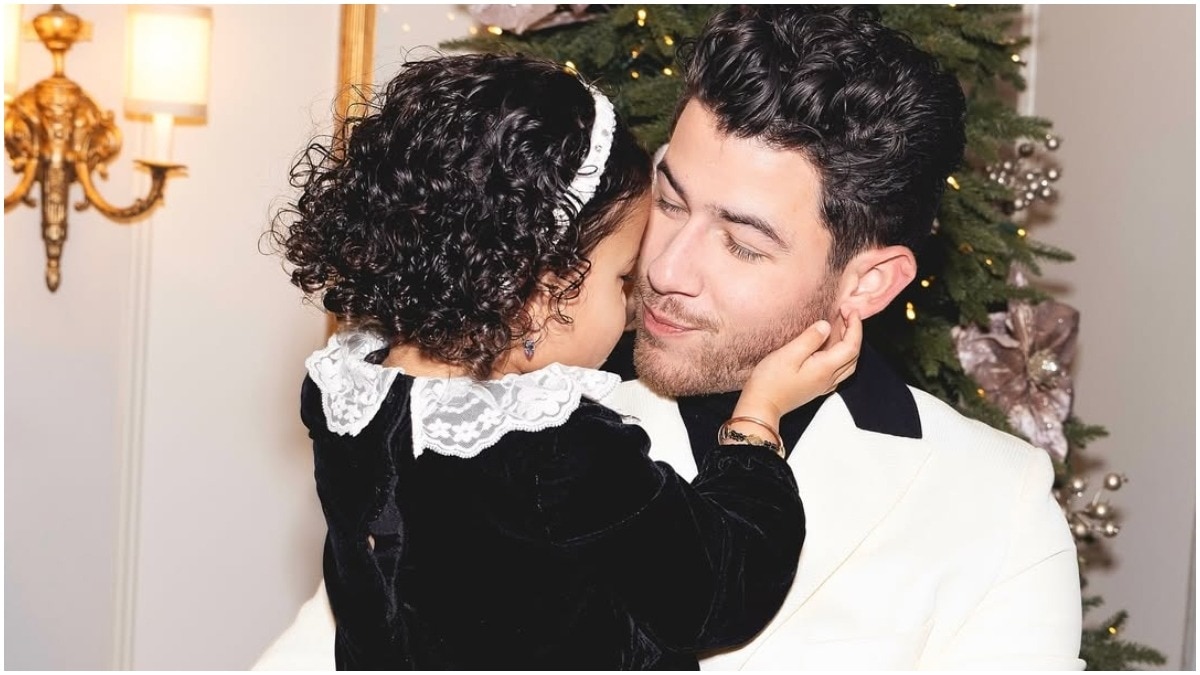 Priyanka Chopra reacts to Malti's sweet moment with papa Nick Jonas. See here