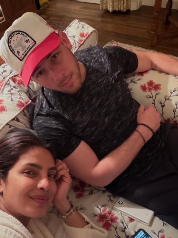 cozy_date_night_of_priyanka_and_nick.jpg cozy_date_night_of_priyanka_and_nick.jpg