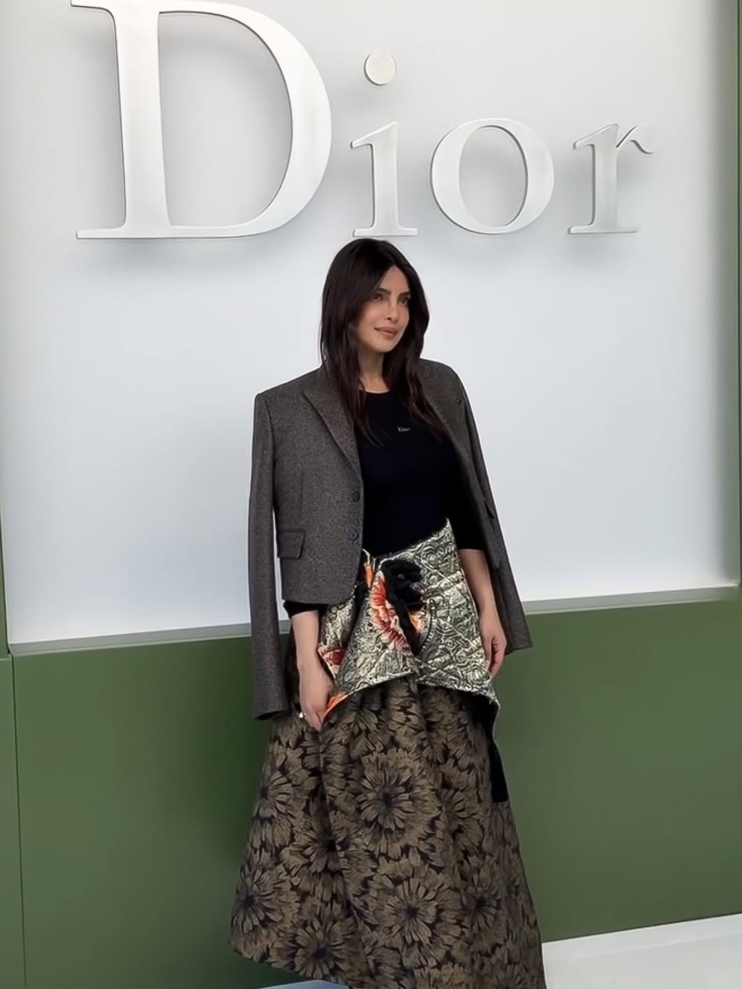 priyanka_at_dior_event.jpg
