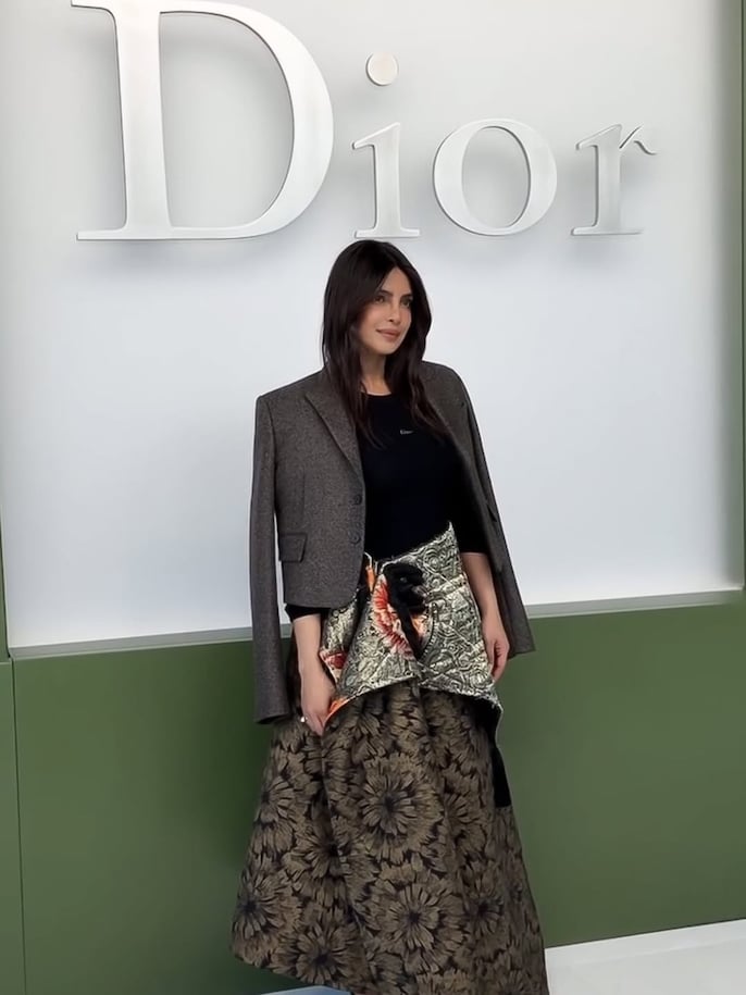 priyanka_at_dior_event.jpg priyanka_at_dior_event.jpg
