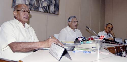 N.N. Mathur Commission meets the press - India Today