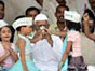 Anna ends fast, nation cheers