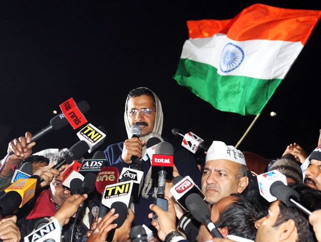 India Today Survey: Arvind Kejriwal pips Modi to be country's most popular CM