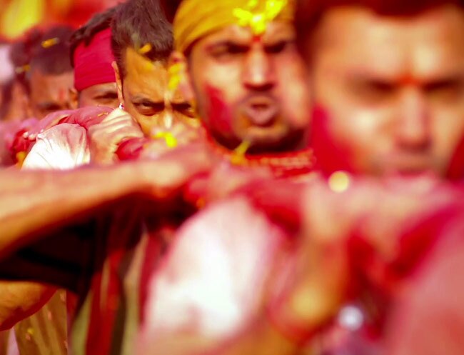 First stills: Salman Khan in and as Bajrangi Bhaijaan 