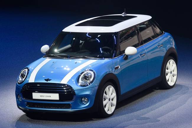 FRANKFURT - SEPT 2015: Mini Cooper 3 Door presented at IAA