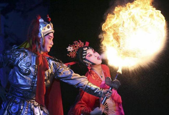 Witness the ancient art of Chinese opera