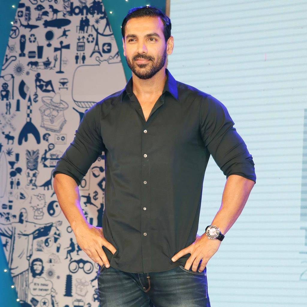 John Abraham, Amy Jackson, Rahul Khanna strike a pose at the Lonely ...