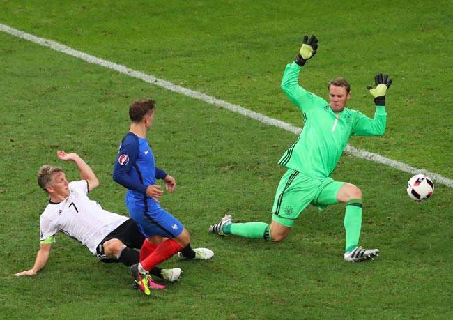 Euro 2016: France decimate Germany 2-0, to play Portugal in ultimate clash 