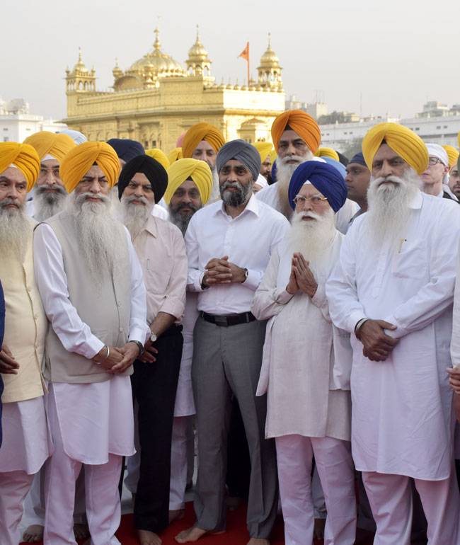 In Pictures: Canadian Defence Minister Harjit Singh Sajjan pays obeisance at Golden Temple