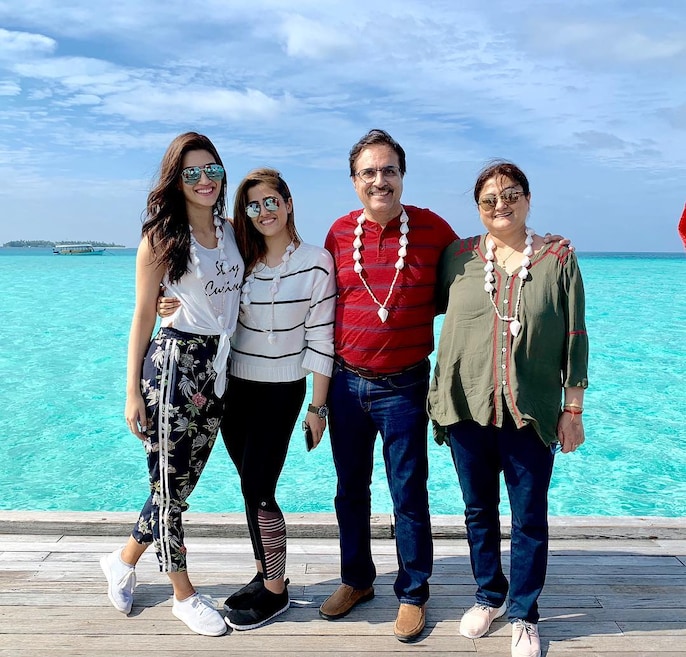 Kriti Sanon enjoys beachside getaway in Maldives with sister Nupur and parents