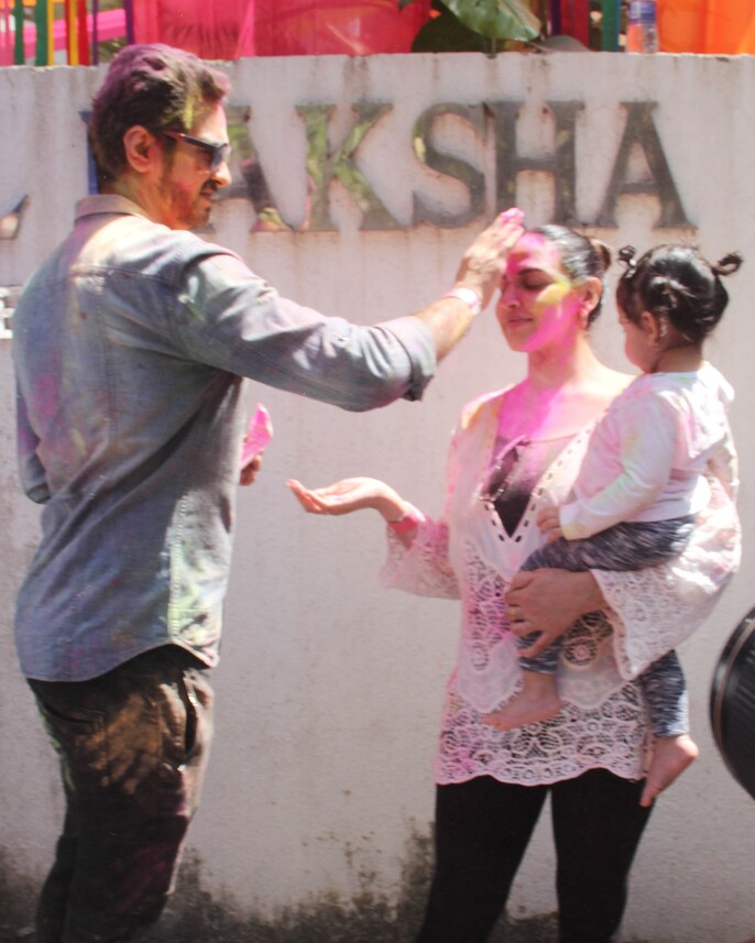 holi takhtani holi takhtani