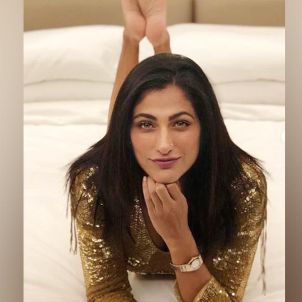 Sacred Games' transgender bar dancer Kukoo aka Kubbra Sait is too hot