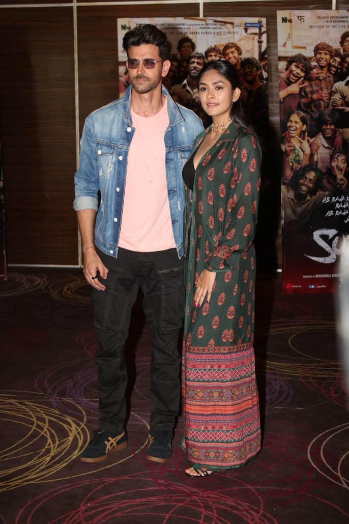 Mrunal thakur top and hrithik roshan