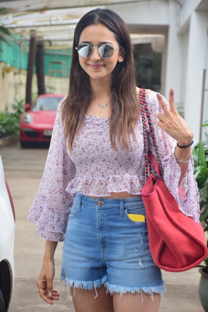 Shorts with crop top deals