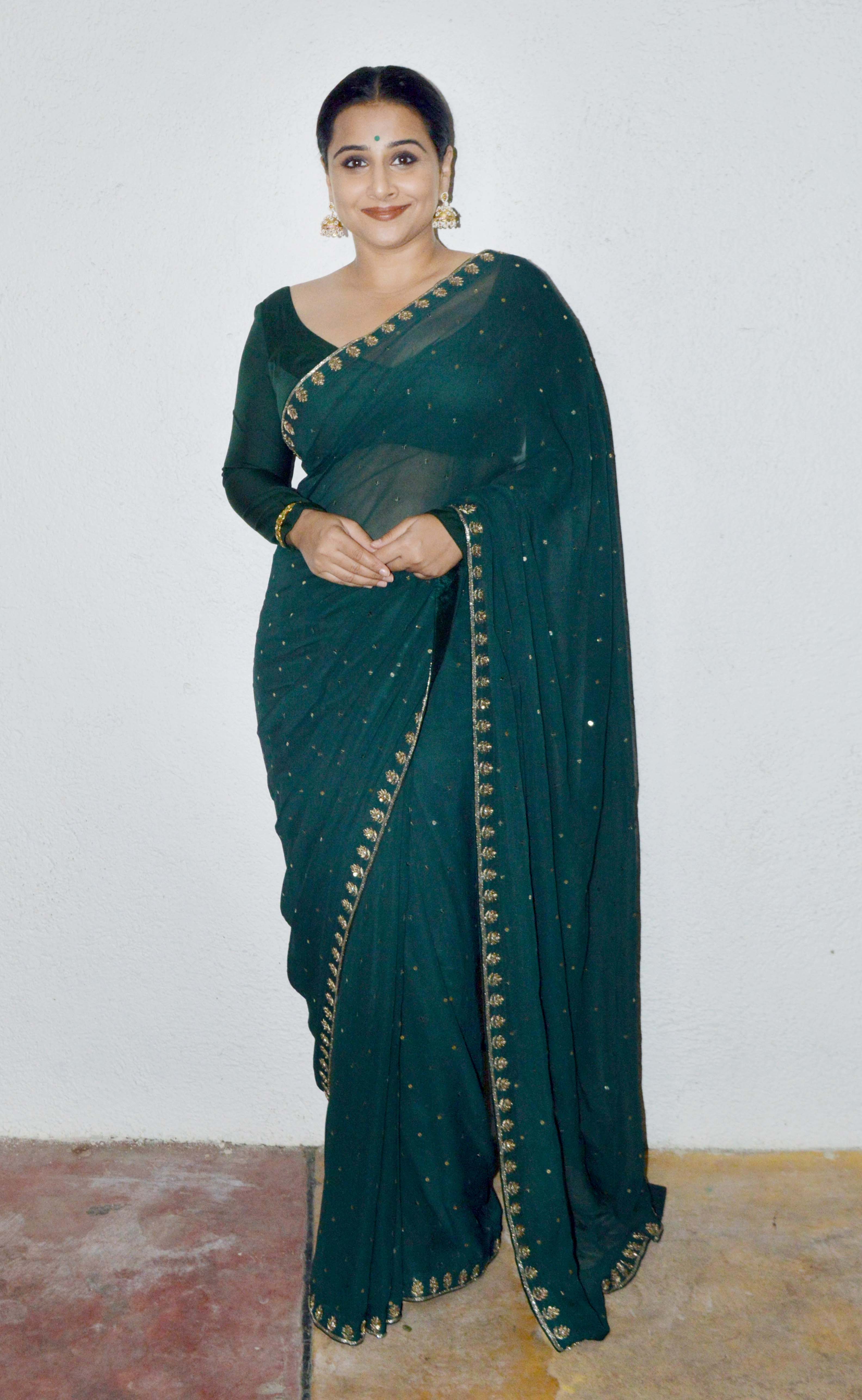 Vidya Balan looks like a dream in sheer saree at special screening