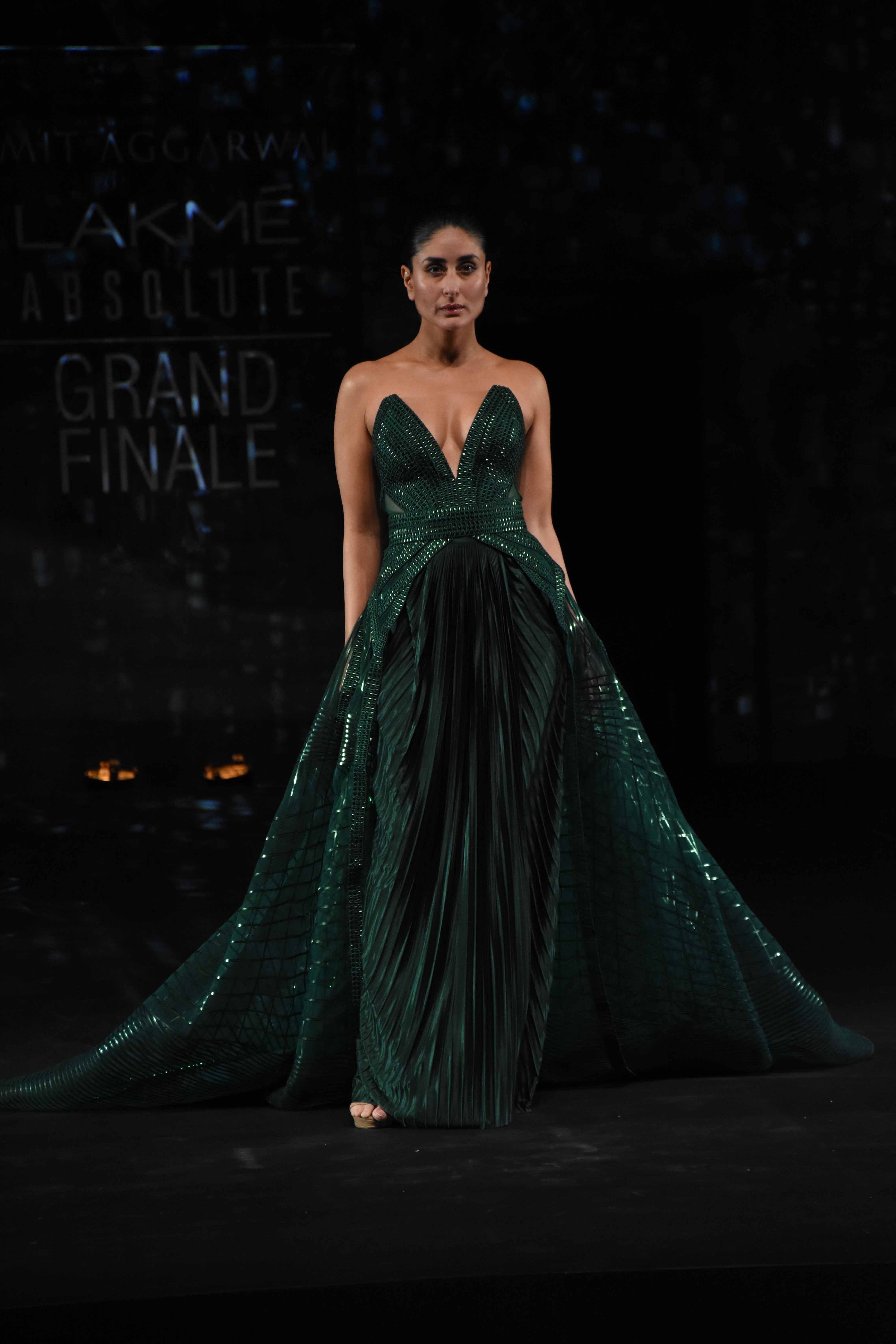 Lakme Fashion Week Grand Finale: Kareena Kapoor in dreamy gown will ...