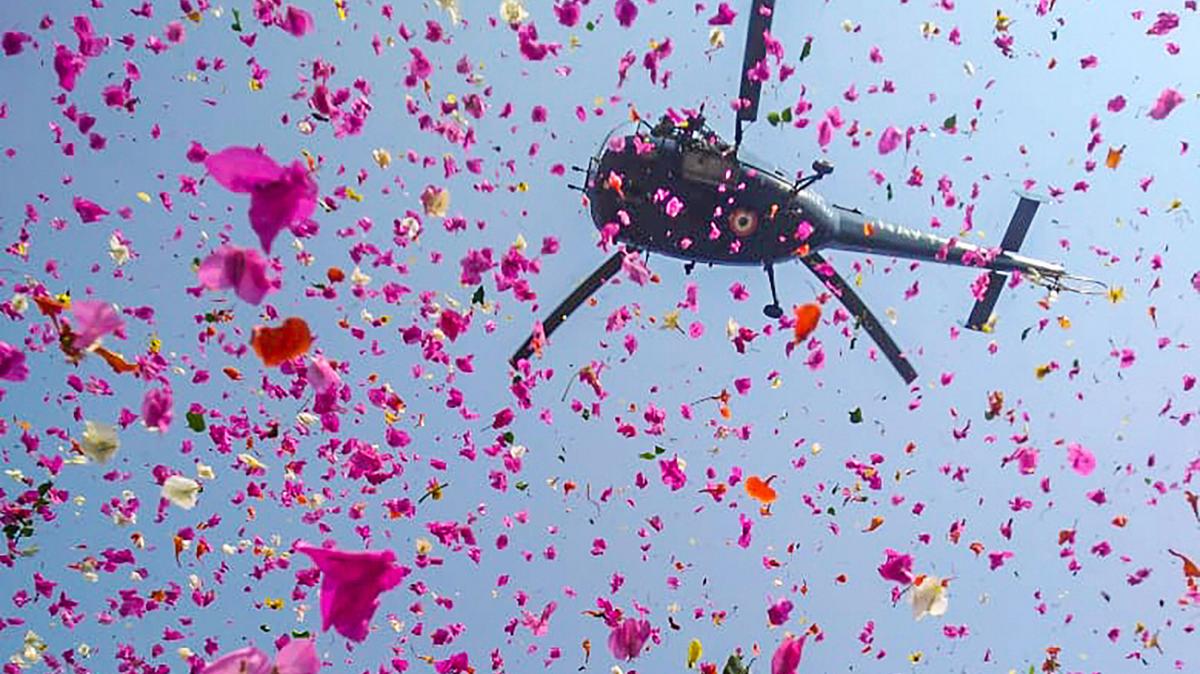 In pics: Armed forces salute corona warriors in thanksgiving events across India In pics: Armed forces salute corona warriors in thanksgiving events across India