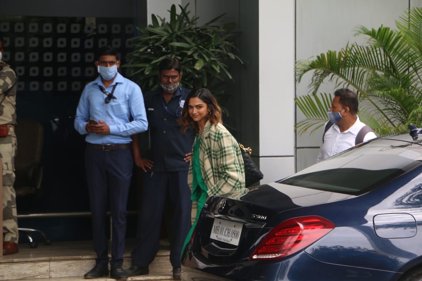 Deepika Padukone’s latest airport look is all about style and comfort. See pics