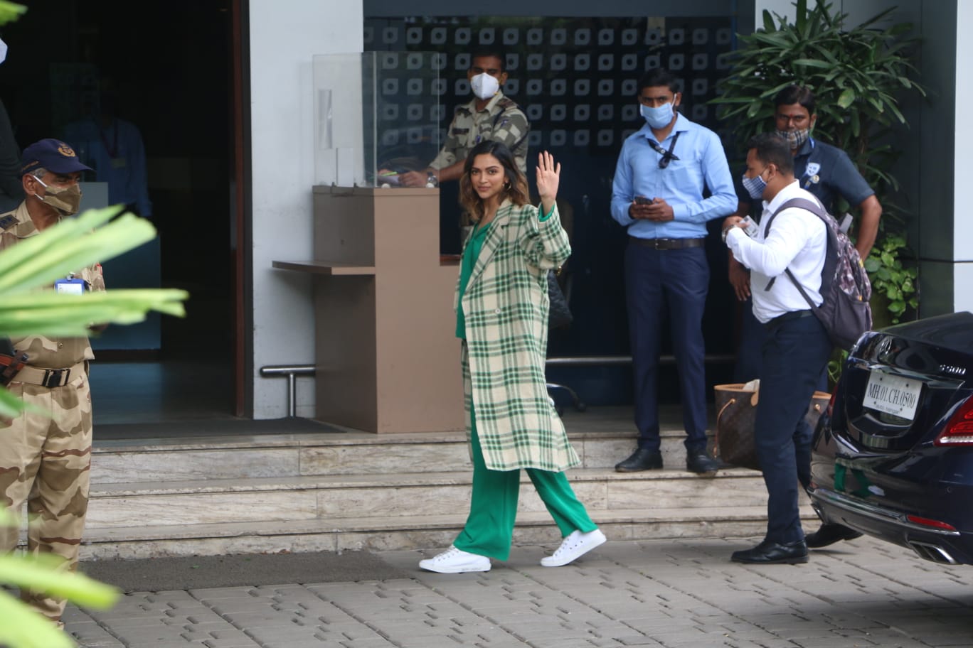 Deepika Padukone’s latest airport look is all about style and comfort. See pics