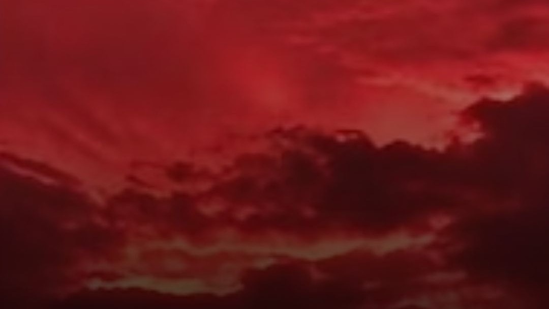 Why did Chhattisgarh's skies turn blood-red?