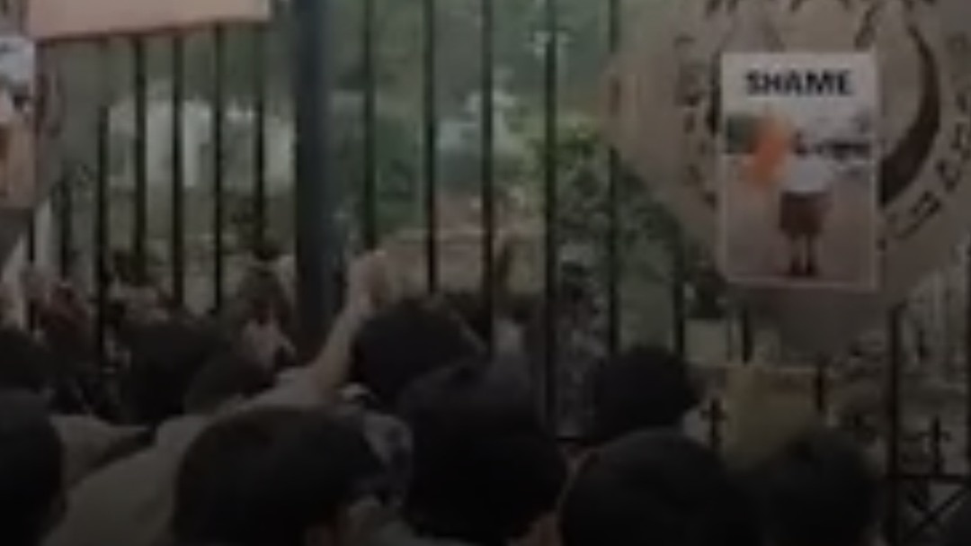 Why are Jamia Millia Islamia students protesting?